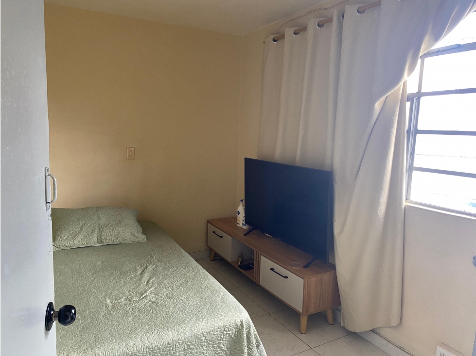 EN VENTA CASA EN EL SALVADOR, MEDELLIN PISO 2 — foto 3