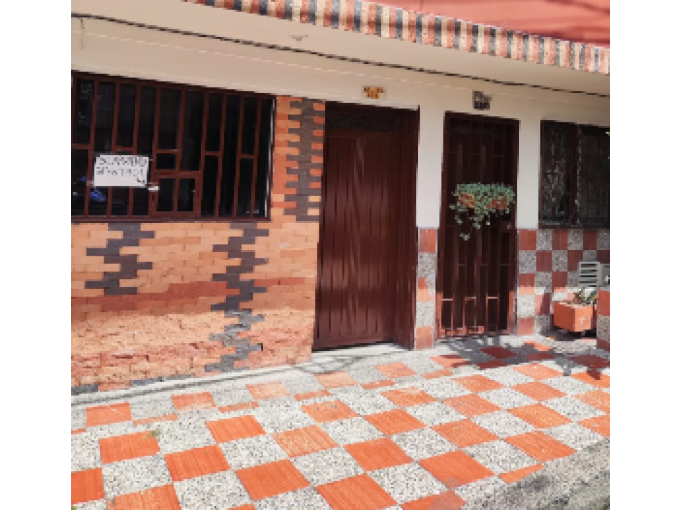 EN VENTA CASA EN BUENOS AIRES MEDELLIN PISO 1-2Y3 — foto 2