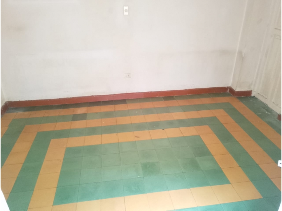 CASA LOTE EN VENTA EN EL SALVADOR MEDELLIN PISO 1 -2 y 3 — foto 6