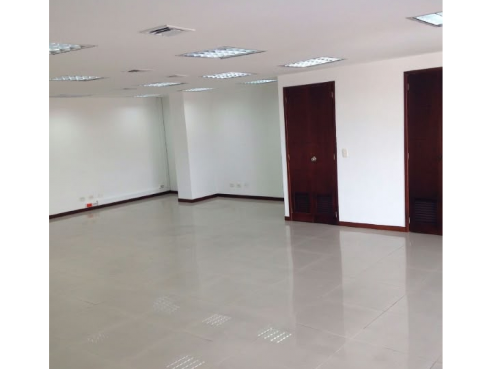 OFICINA EN VENTA LAURELES, MEDELLIN — foto 4