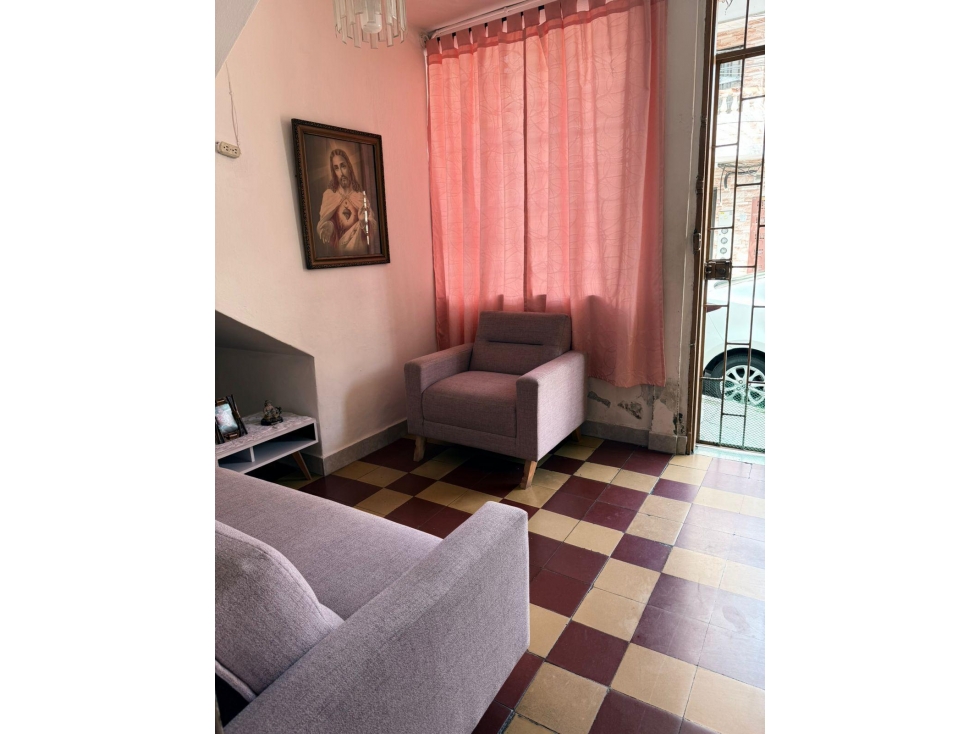 EN VENTA CASA EN LAS PALMAS,MEDELLIN PISO 1 - 2