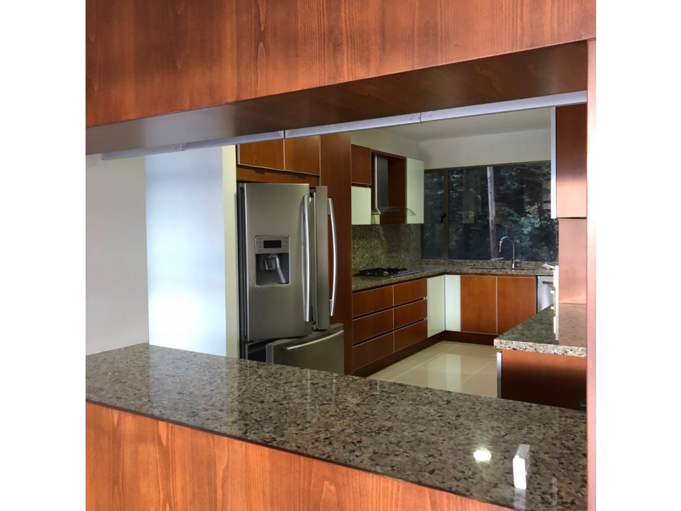 APARTAMENTO PARA ARRIENDO EN EL POBLADO