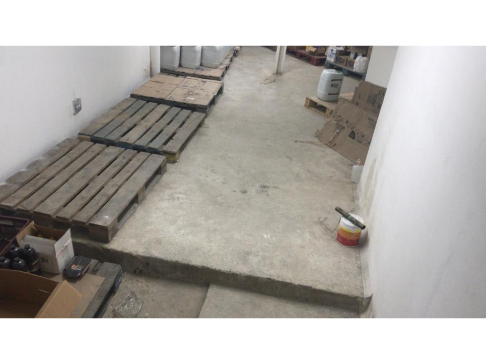 BODEGA PARA VENTA ó ARRIENDO EN EL SECTOR DE LA PAZ - ENVIGADO - 6