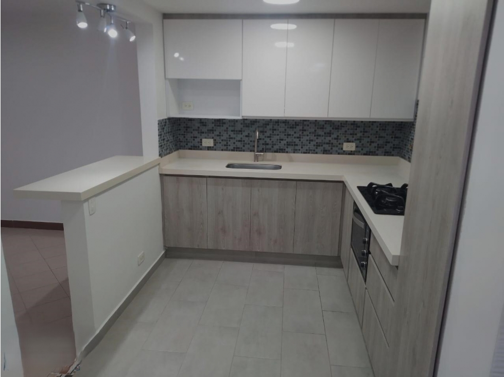 APARTAMENTO EN ARRIENDO SECTOR MANILA - POBLADO — foto 2
