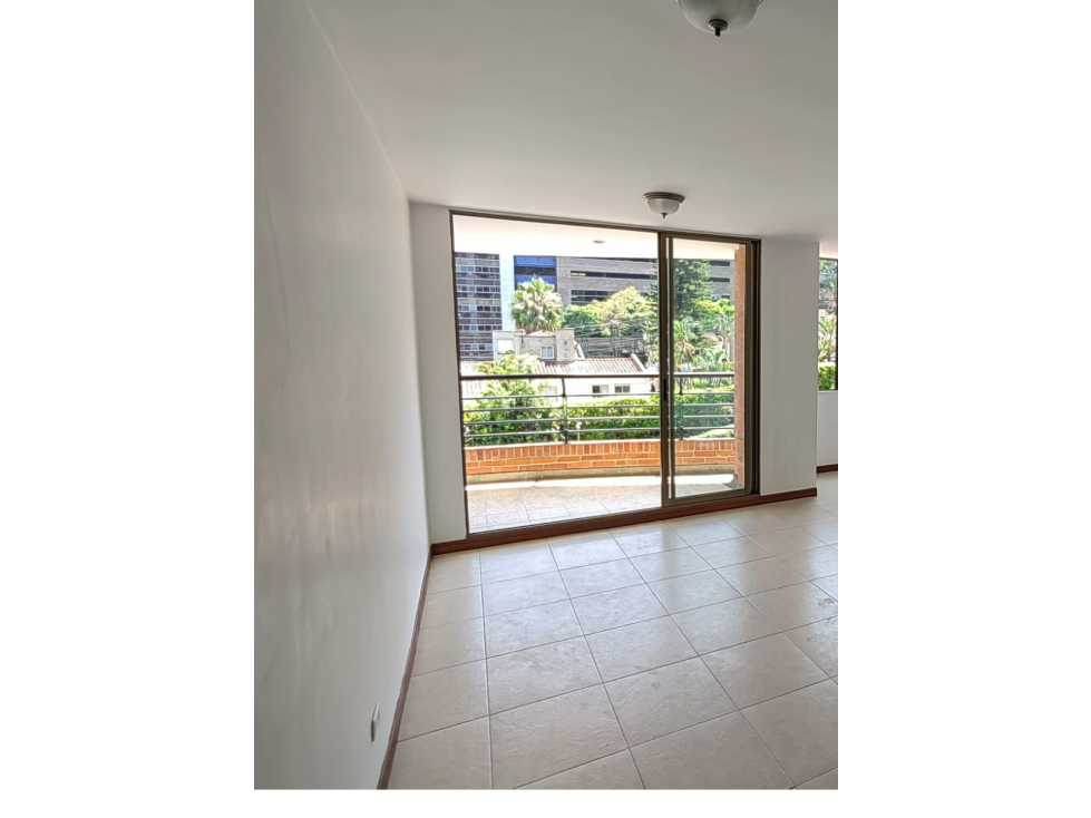 APARTAMENTO EN VENTA SECTOR TRANSVERSAL SUPERIOR - POBLADO — foto 2