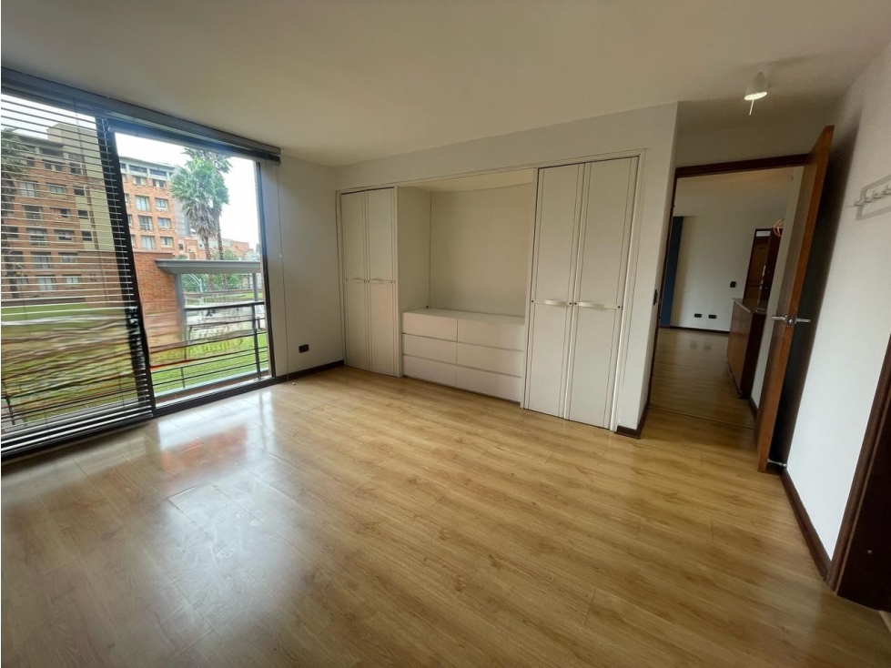 APARTA ESTUDIO EN ARRIENDO SECTOR DE LOS BALSOS - POBLADO — foto 6