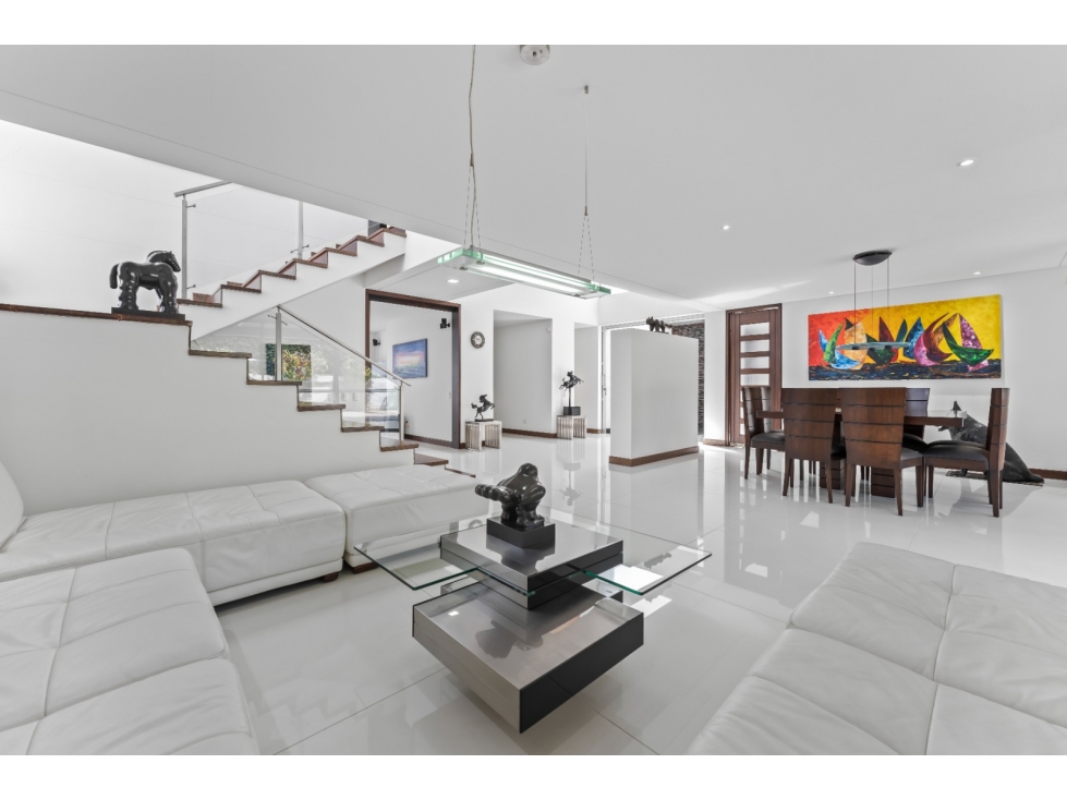 CASA EN VENTA SECTOR DE SAN LUCAS - POBLADO