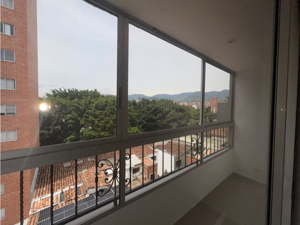 APARTAMENTO EN ARRIENDO SECTOR DE SAN JOAQUIN - LAURELES — foto 4