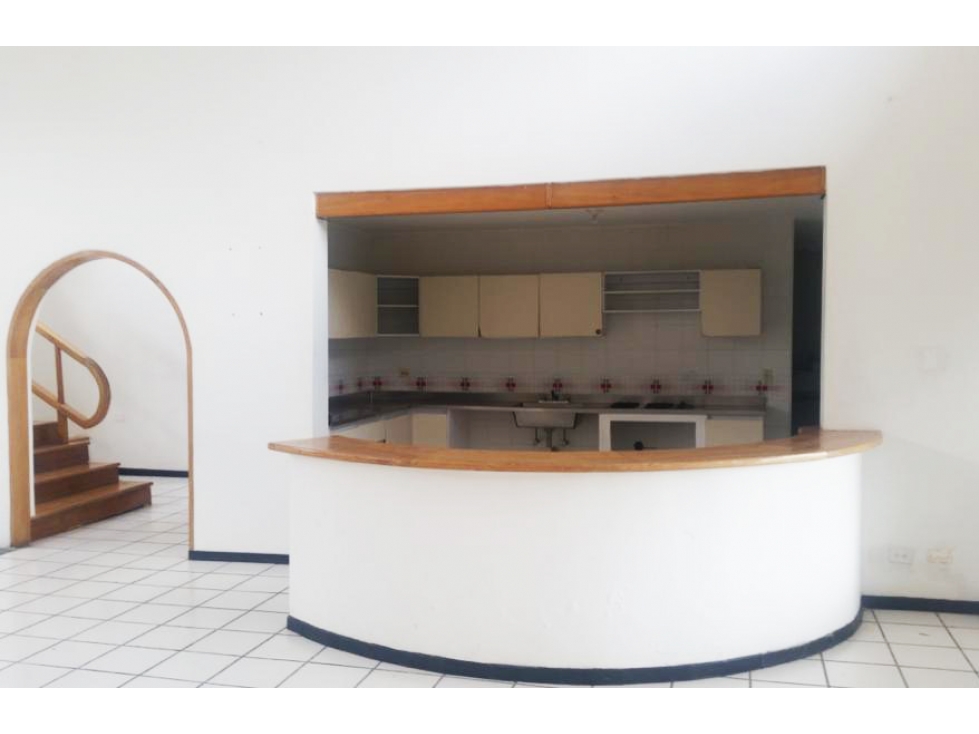 Casa Comercial en Arriendo Belén Aguas Frías Medellín — foto 3