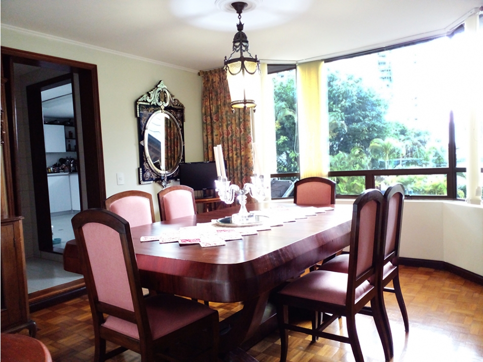 Casa en Venta y Arriendo en Los Balsos Medellín — foto 3