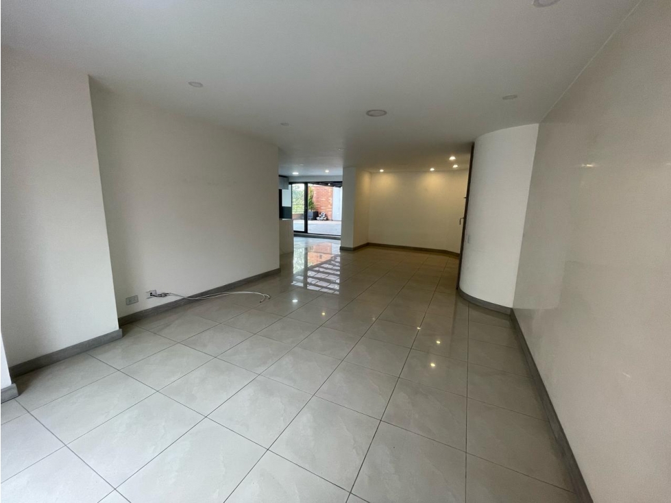 APARTAMENTO EN ARRIENDO SECTOR EL CAMPESTRE - POBLADO