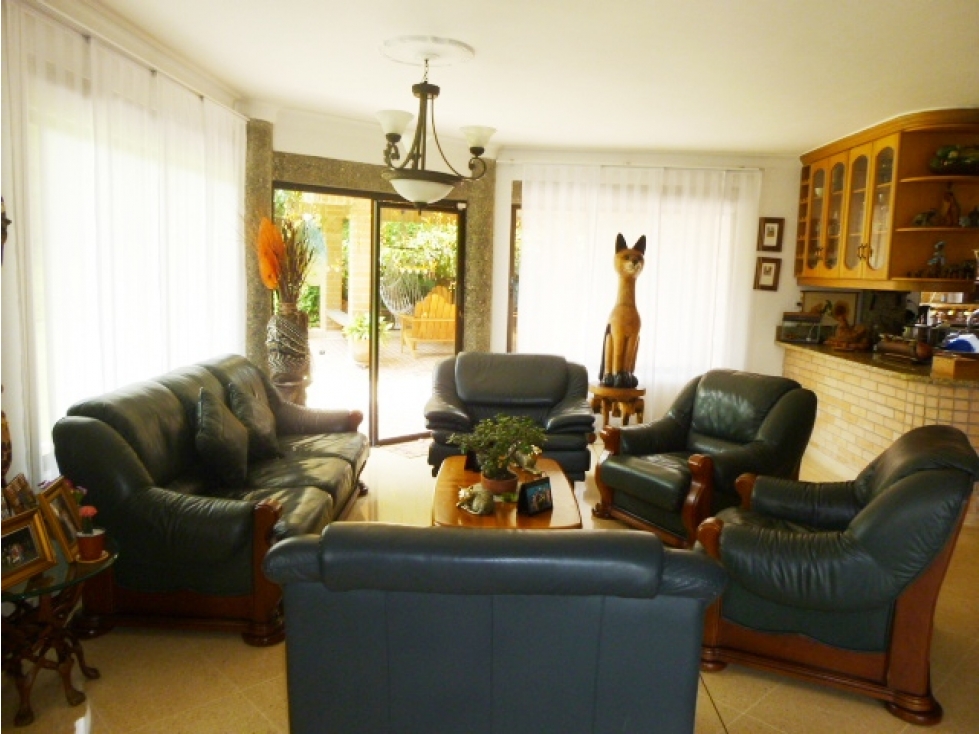 CASA EN VENTA SECTOR LOMA DEL ESMERALDAL - ENVIGADO — foto 2