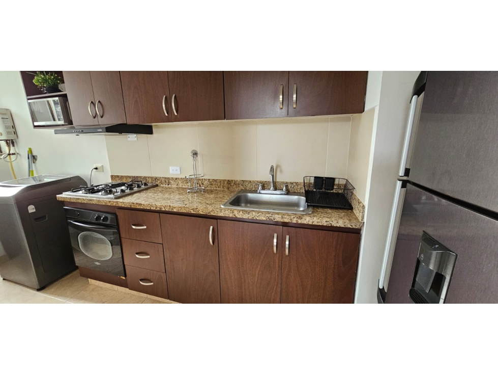 APARTAMENTO EN ARRIENDO AMOBLADO SECTOR LOS BALSOS - POBLADO — foto 6