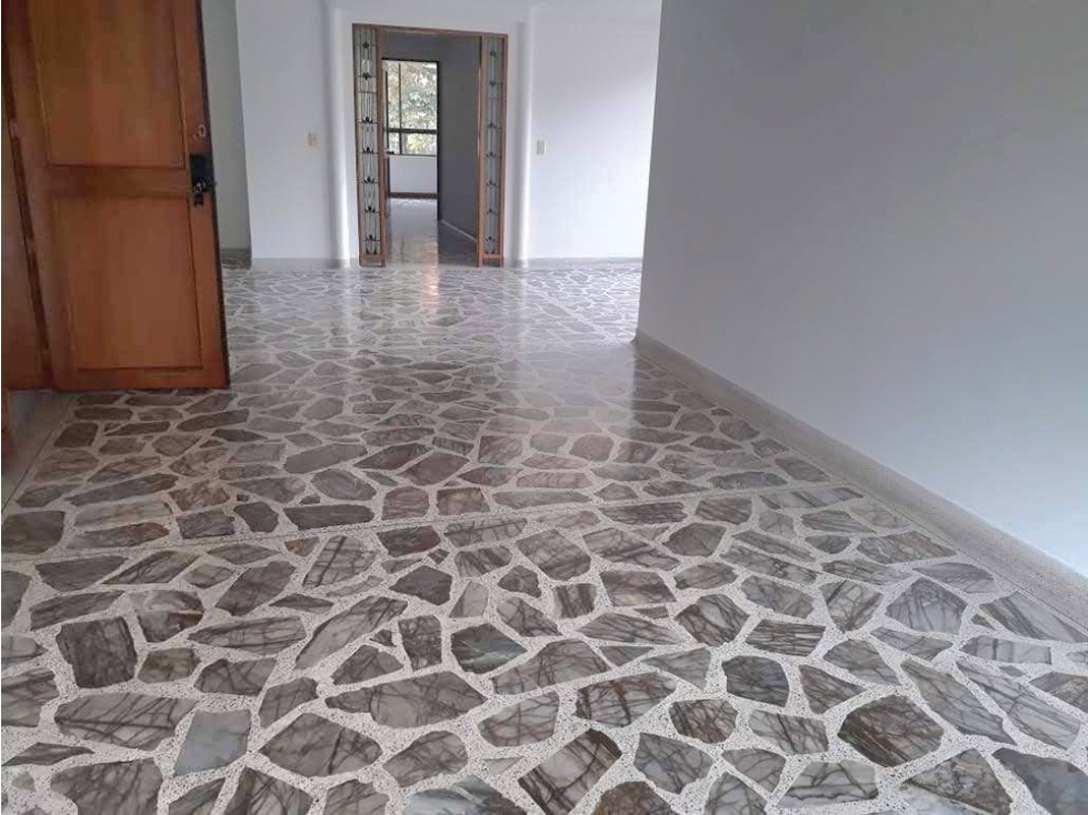 APARTAMENTO EN ARRIENDO SECTOR LA TOJA - POBLADO — foto 2