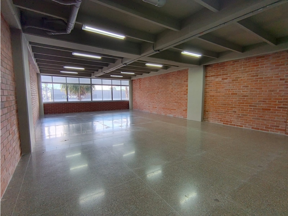 LOCAL EN ARRIENDO SECTOR SANTA FE - POBLADO