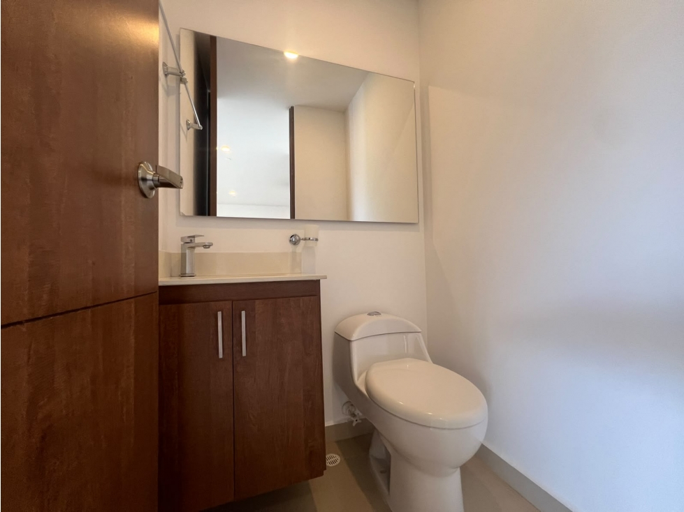 APARTA ESTUDIO EN ARRIENDO SECTOR LOS GONZALEZ - POBLADO — foto 5