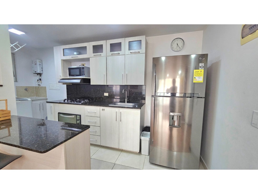 APARTAMENTO EN AMOBLADO EN ARRIENDO SECTOR DE CIUDAD DEL RIO — foto 2
