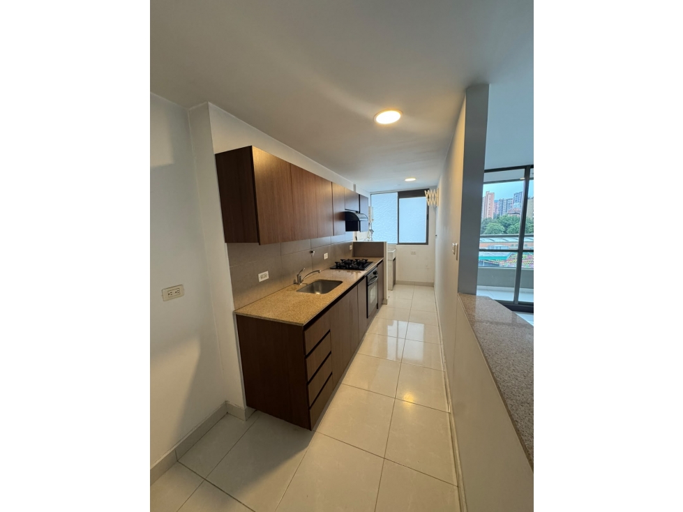 APARTAMENTO EN ARRIENDO SECTOR SAN LUCAS - POBLADO
