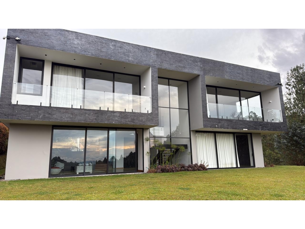 CASA EN VENTA SECTOR EL ESCOBERO - ENVIGADO — foto 2