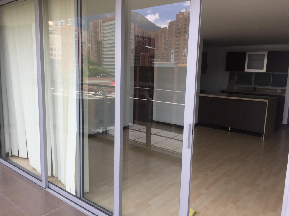 APARTAMENTO EN ARRIENDO SECTOR OVIEDO - POBLADO — foto 4