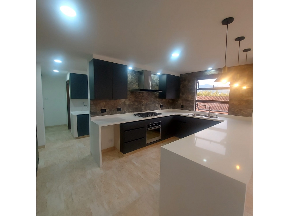 APARTAMENTO EN ARRIENDO SECTOR ASTORGA - POBLADO — foto 3