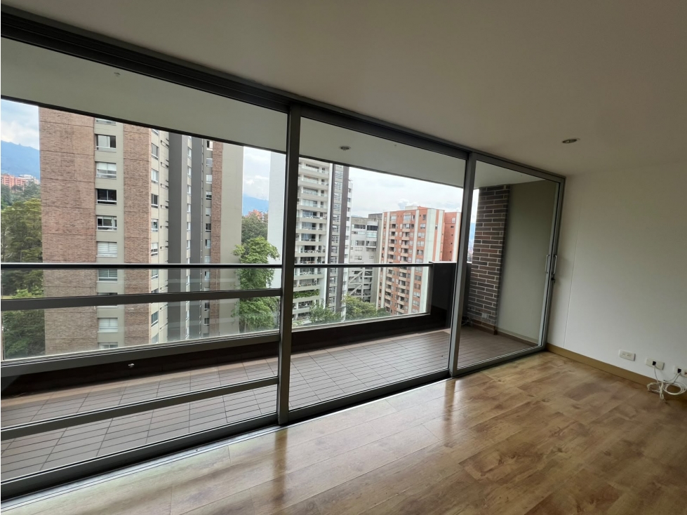 APARTAMENTO EN ARRIENDO SECTOR LOS BALSOS - POBLADO — foto 2