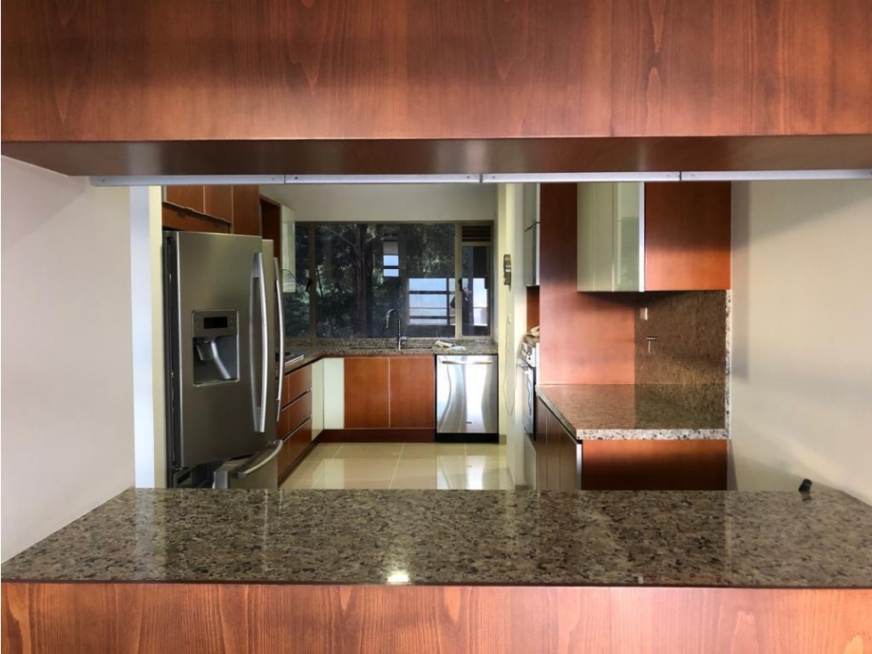 APARTAMENTO PARA ARRIENDO EN EL POBLADO — foto 2