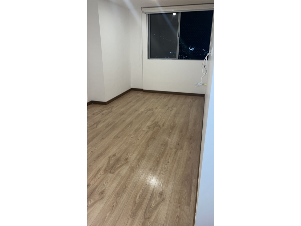 APARTAMENTO EN ARRIENDO SECTOR LOS GONZALEZ - POBLADO — foto 4