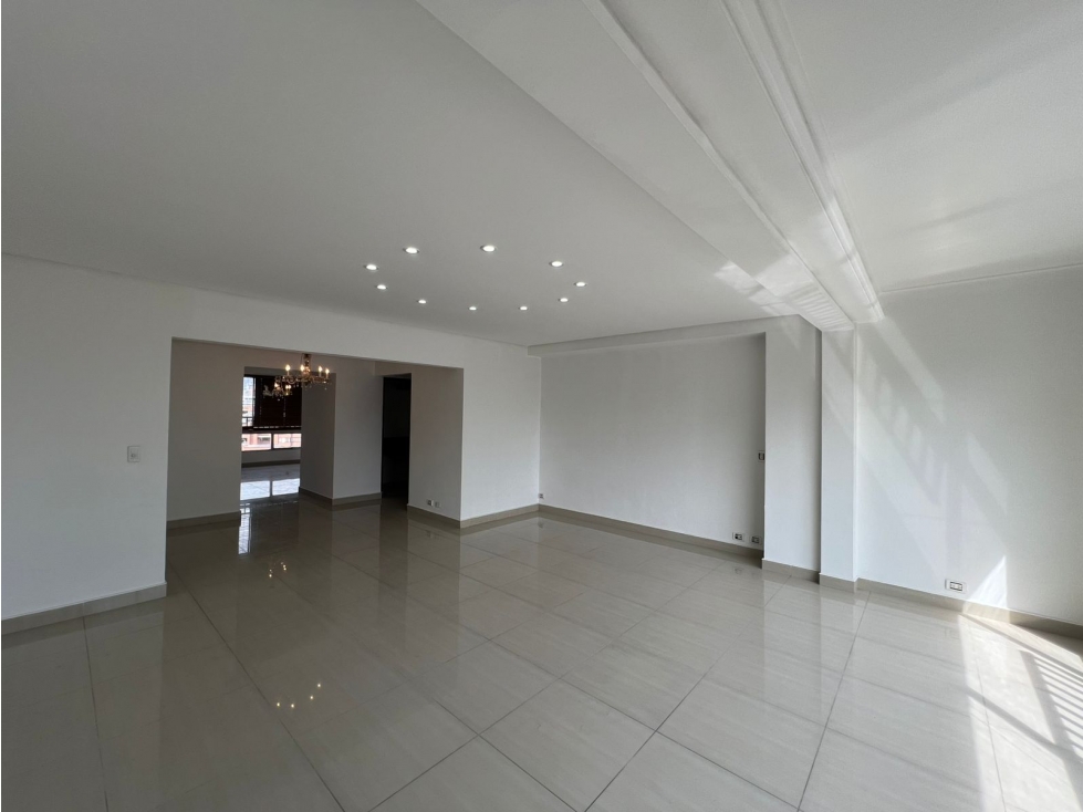 APARTAMENTO EN ARRIENDO EN PATIO BONITO - POBLADO — foto 6