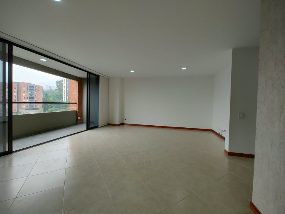 APARTAMENTO EN ARRIENDO SECTOR FRONTERA - POBLADO — foto 3