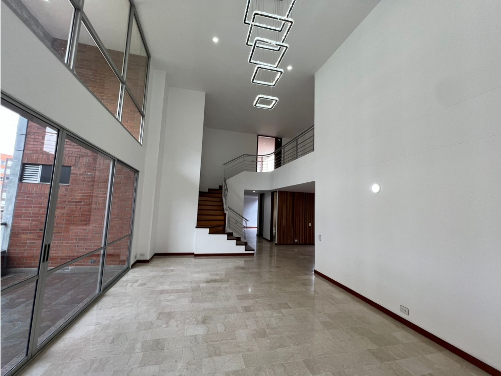 APARTAMENTO EN VENTA Y/O ARRIENDO SECTOR DE BENEDICTINOS - ENVIGADO