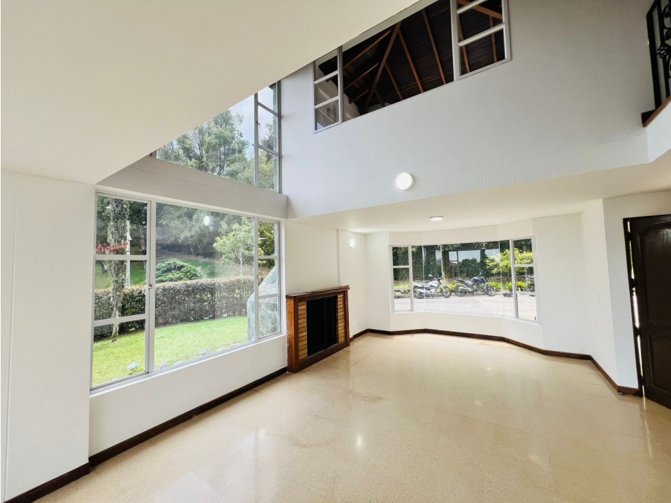 CASA EN ARRIENDO ALTO DE ESCOBERO — foto 3