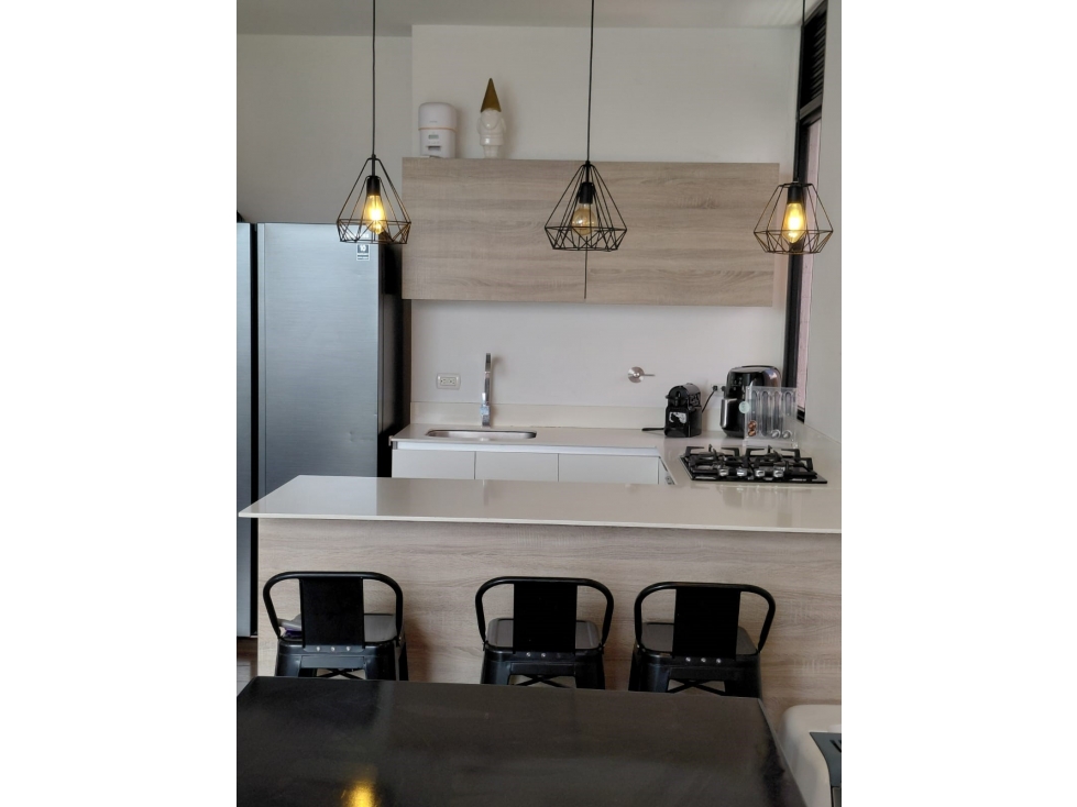 APARTA ESTUDIO EN ARRIENDO SECTOR DE SAN LUCAS - POBLADO