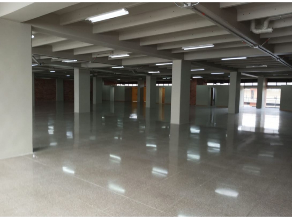 LOCAL EN ARRIENDO SECOR SANTA FE GUAYABAL — foto 2