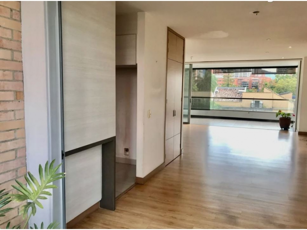 APARTAMENTO EN VENTA SECTOR LOMA LOS PARRA - POBLADO — foto 2