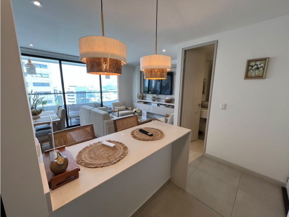 APARTAMENTO AMOBLADO EN ARRIENDO SECTOR CASTROPOL- POBLADO — foto 2