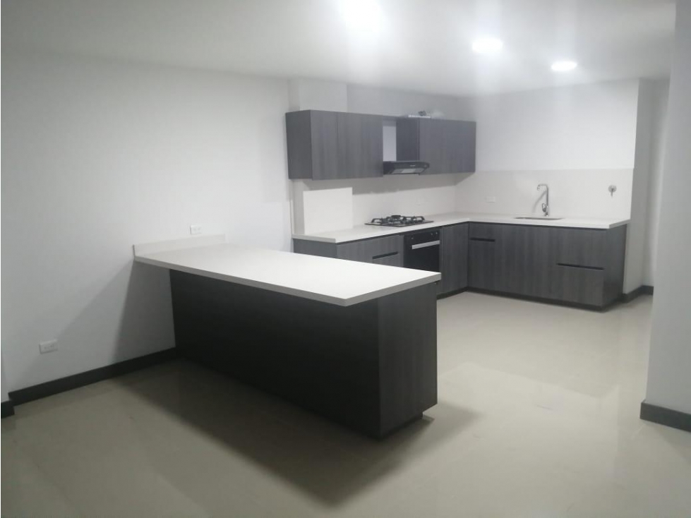 APARTAMENTO EN ARRIENDO SECTOR DE GUAYABAL — foto 3