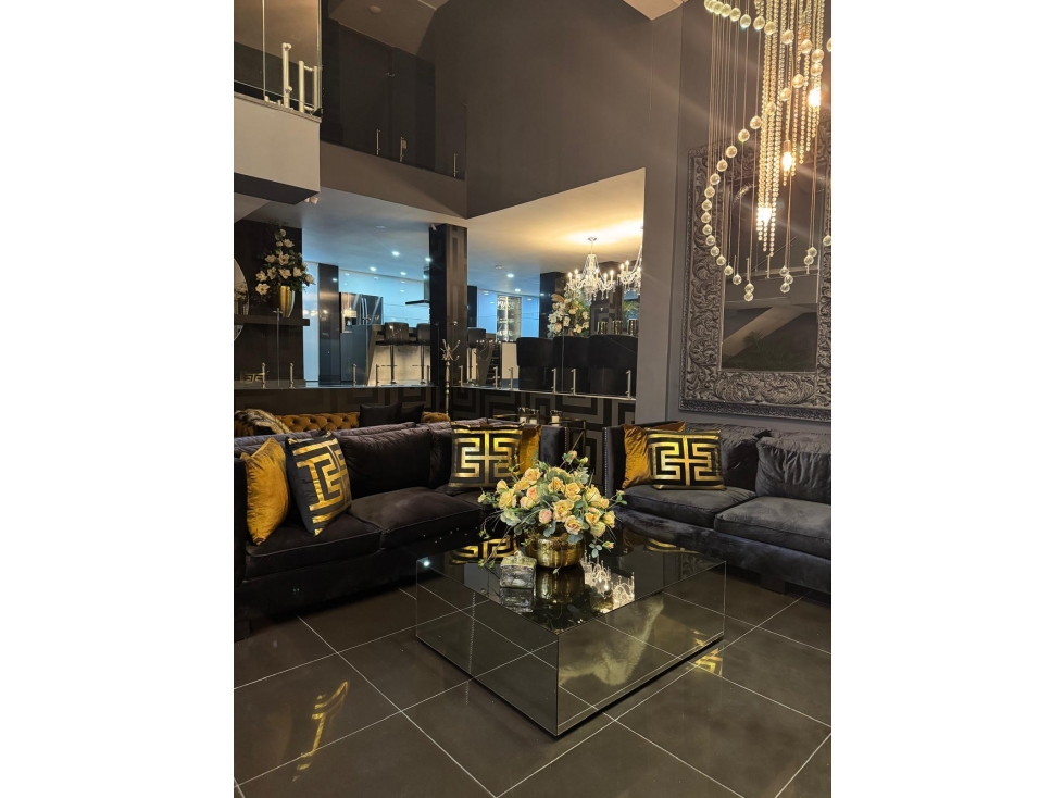 CASA EN ARRIENDO AMOBLADA EN EL SECTOR DE LAS PALMAS - POBLADO