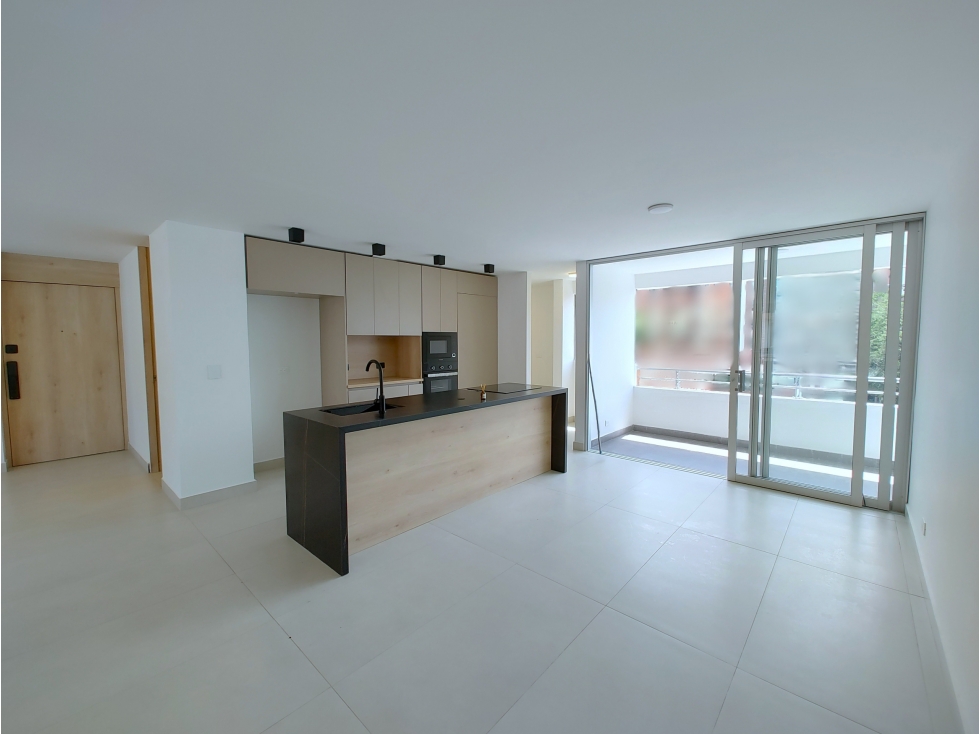 APARTAMENTO EN ARRIENDO SECTOR DE CASTROPOL - POBLADO
