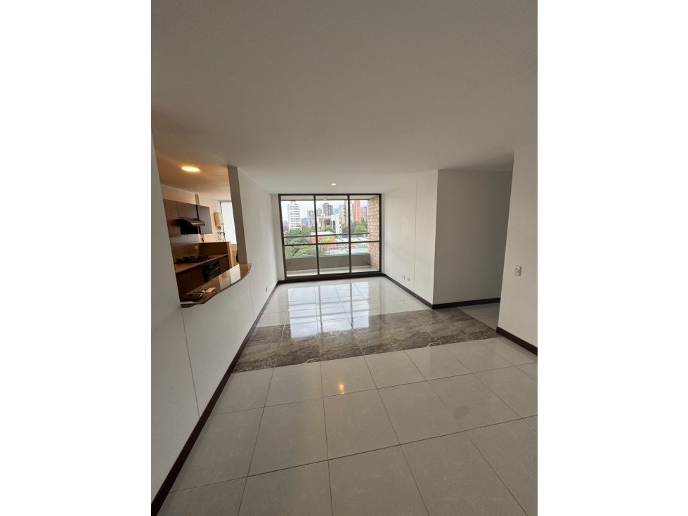 APARTAMENTO EN ARRIENDO SECTOR SAN LUCAS - POBLADO — foto 2