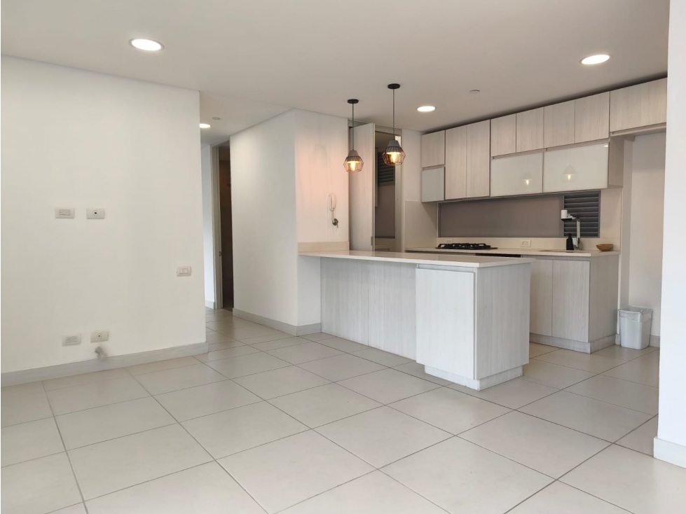 APARTAMENTO EN ARRIENDO SECTOR LOMA DEL CHOCHO - ENVIGADO — foto 2