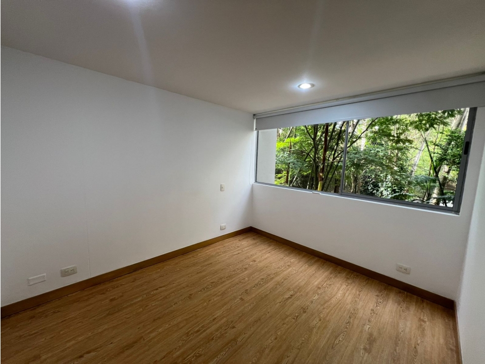 APARTAMENTO EN ARRIENDO SECTOR DE LOS BALSOS - POBLADO — foto 4