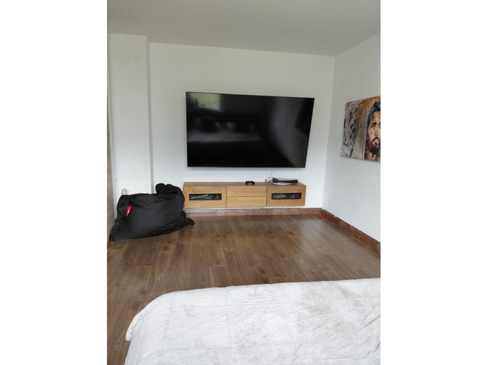 APARTA ESTUDIO EN ARRIENDO SECTOR DE SAN LUCAS - POBLADO — foto 4