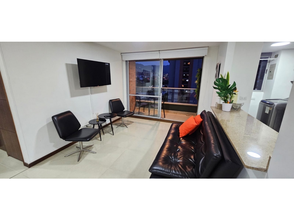 APARTAMENTO EN ARRIENDO AMOBLADO CIUDAD DEL RIO