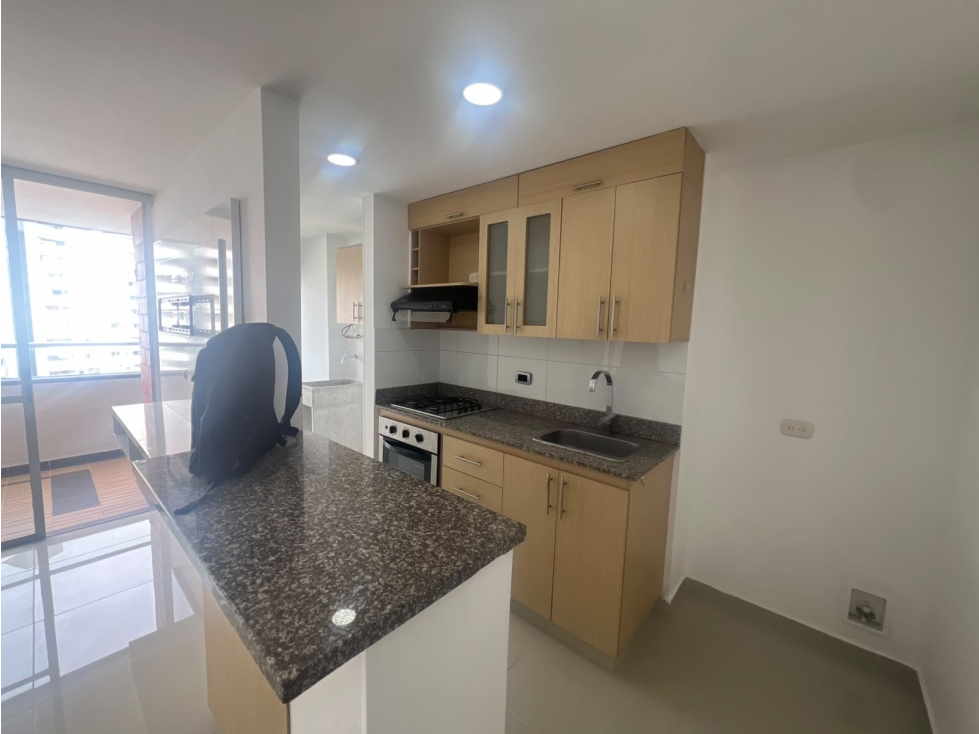APARTAMENTO EN ARRIENDO SECTOR DE LOMA DEL INDIO - POBLADO