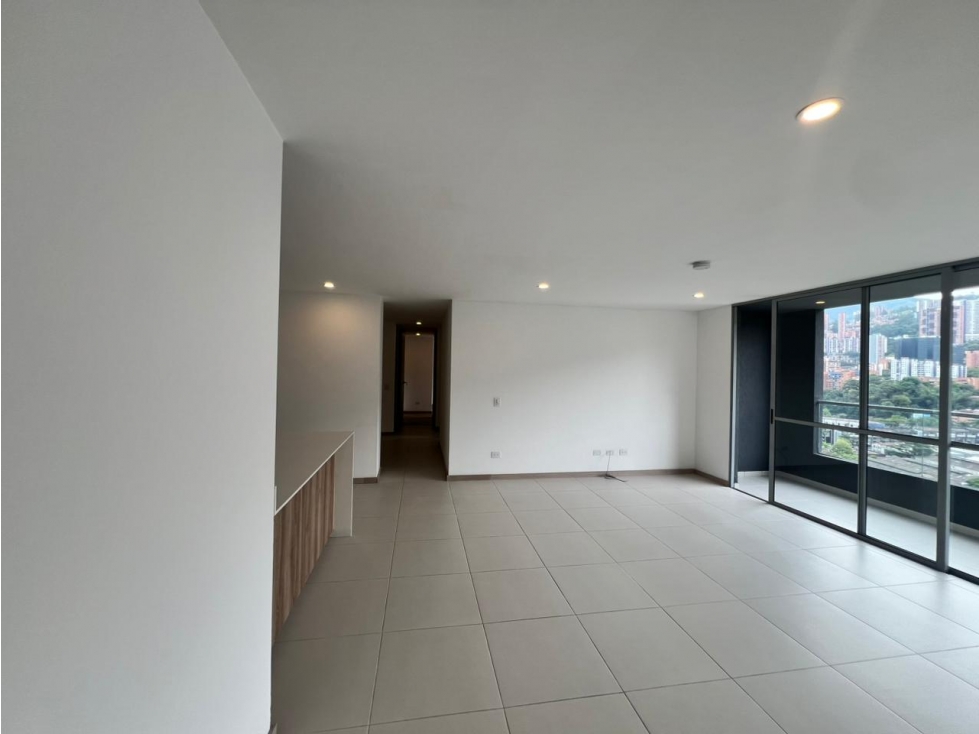 APARTAMENTO EN ARRIENDO SECTOR DE CIUDAD DEL RIO