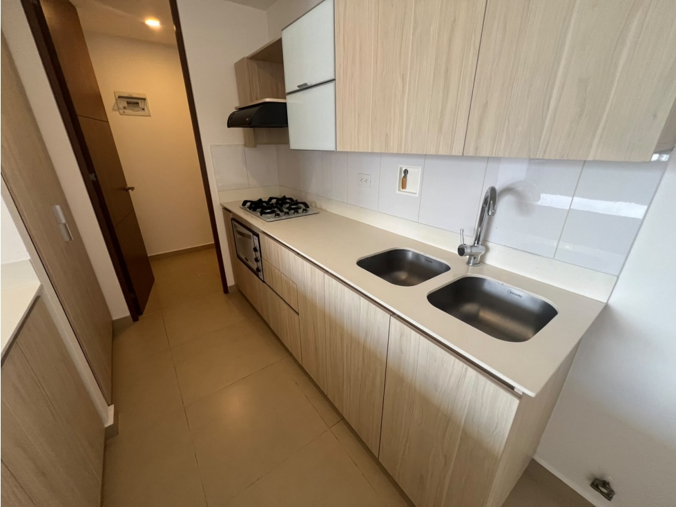 APARTA ESTUDIO EN ARRIENDO SECTOR LOS GONZALEZ - POBLADO — foto 4