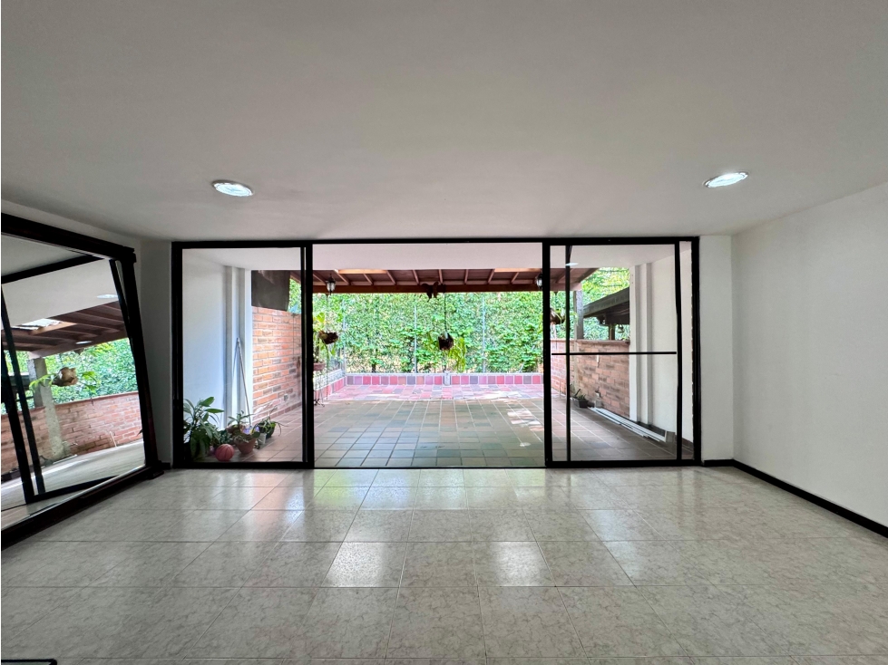 CASA EN ARRIENDO SECTOR DE LOMA DE LAS BRUJAS - ENVIGADO — foto 3