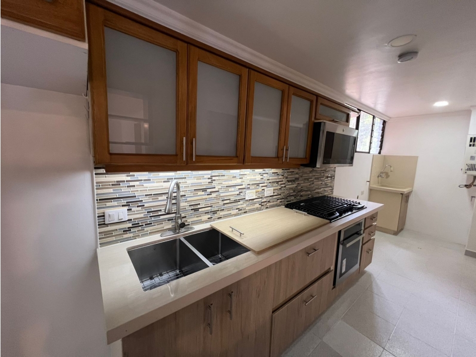 APARTAMENTO EN ARRIENDO SECTOR LOS BALSOS - POBLADO