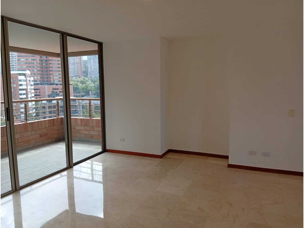 APARTAMENTO EN ARRIENDO SECTOR EL TESORO - POBLADO — foto 6
